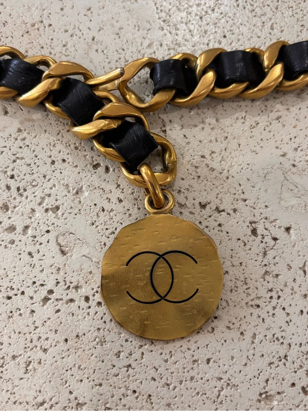 Authentic CHANEL 1994 runway gold plated leather chain charm belt 84cm